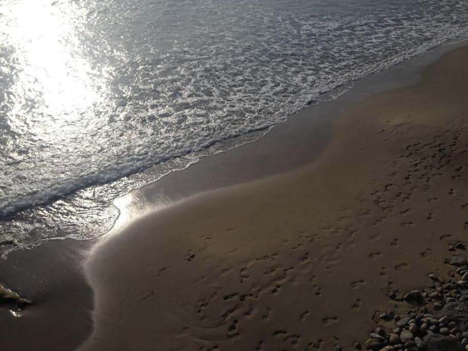 Casa Noemi, A Pochi Passi Dalle Spiagge E Dal Centro Di Arma Di Taggia. Екстериор снимка